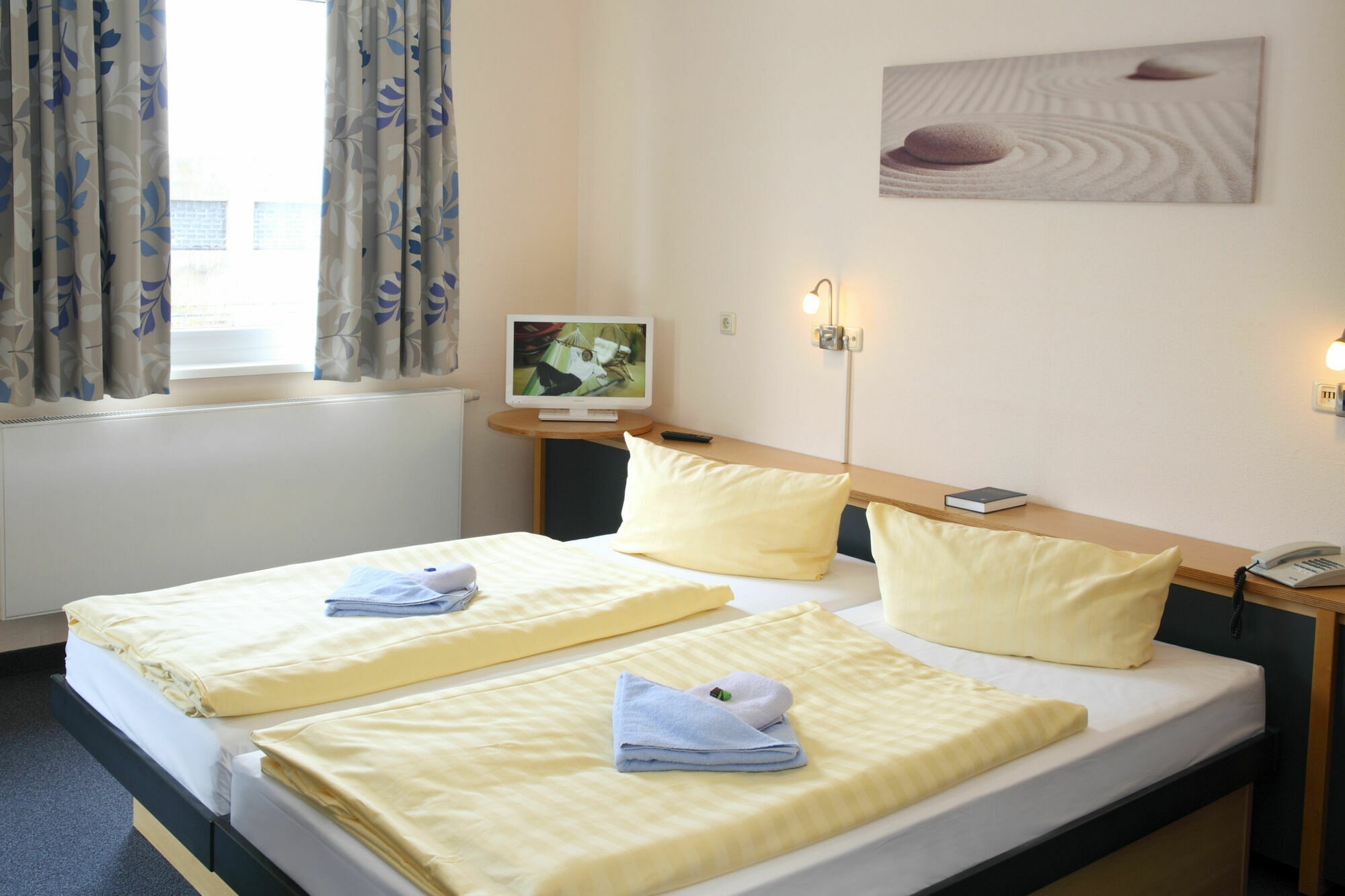 Hotel Hospiz ทือบิงเงิน ภายนอก รูปภาพ